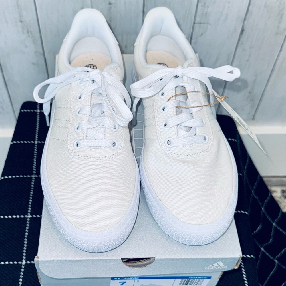 Adidas | Classic White Lace-Up Sneakers
